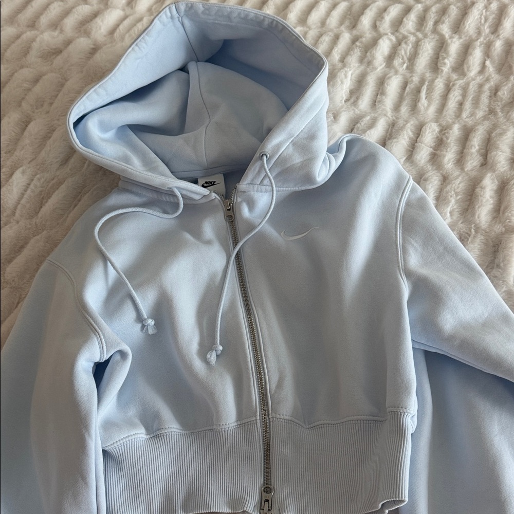 Nike Soft blue Cropped Hoodie